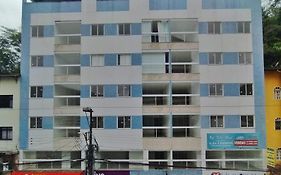 Apartamento novo luxuoso próximo a rua de lazer